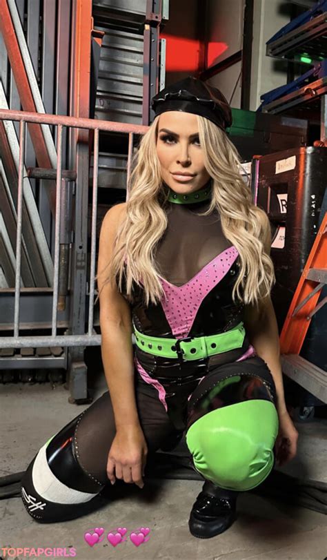 natalya neidhart nude|Natalya Neidhart nude pictures, onlyfans leaks, playboy photos, .